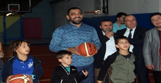 Hamza Yerlikaya Spor Salonu Açıldı