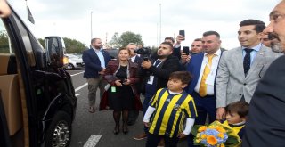 Fenerbahçe, Brükselde Çiçeklerle Karşılandı