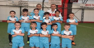 Sağlıkspor Minikleri Geleceğe Hazırlıyor