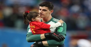 Madridde Courtois Sesleri