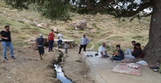 Sasondaki Sultan Çeşmesine Yoğun İlgi