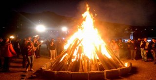 ‘Erciyes Motofest Kamp Ateşinin Yanmasıyla Başladı