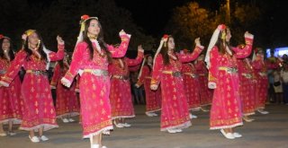 Burhaniyede Festival Coşkusu Başladı