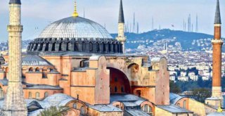 İBB AYASOFYA'DAKİ İLK CUMA NAMAZI İÇİN ÖNLEMLER ALDI