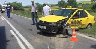 Edirnede Trafik Kazası: 8 Yaralı