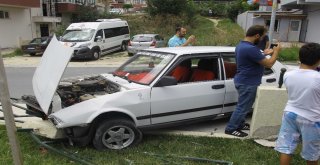 Hızını Alamadı Çocuk Parkına Girdi