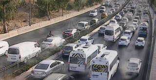 İzmir’de trafik nefes aldı