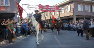 Balıkesirde Milli Birlik Ve Beraberlik Yürüyüşü