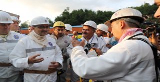 Enerji Ve Tabii Kaynaklar Bakanı Dönmez Maden Ocağına İndi