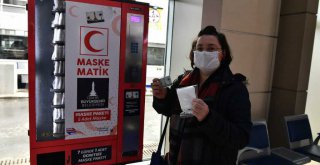 Maskematiklerden İzmirliye 6 milyon maske