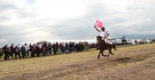 Rahvan At Yarışları Nefesleri Kesti