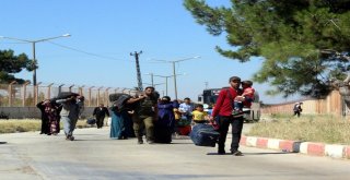 40 Dereceyi Aşan Sıcakta Suriyelilerin Dönüşü Sürüyor