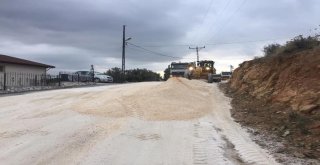 Marmarada Yol Yapım Çalışmaları Başladı