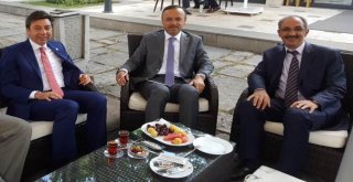 Rektör Karakaya: Milletvekillerimizin Ülkemiz Ve Şehrimiz İçin Başarılı İşler Yapacağına İnanıyorum