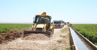 Haliliyede Kırsal Mahallelerin Yol Çalışmaları Sürüyor