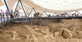 Ortaylı Ve Sabancı Göbeklitepeyi Gezdi