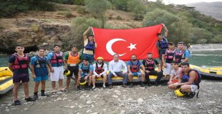 Bir Zamanlar Terörle Anılan Çatakta Rafting Heyecanı