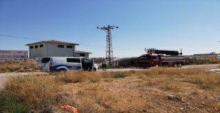 Tutuşan Kuru Otlar Trafo Merkezine Sıçramadan Söndürüldü