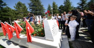 Başkan Altayın Makam Aracı Şehit Çocuklarının Sünnet Arabası Oldu