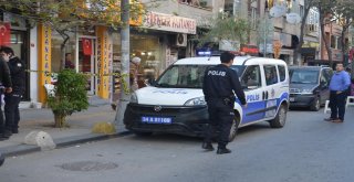 Polis Memuru Kavgayı Ayırırken Bacağından Bıçaklandı