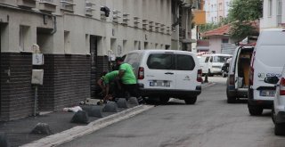 Kamyonetle Kontrolsüz Kalkış Yapan Sürücü Doğalgaz Borusunu Patlattı