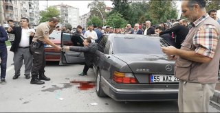 Atmden Para Çekerken Uğradığı Silahlı Saldırıda Ağır Yaralandı