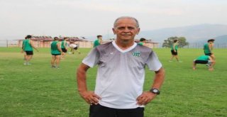 Kuşadası Gençlikspor Yönetimi Güven Tazeledi