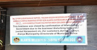 Alanya Belediyesi Hanutçuları İngilizce-Türkçe Afişle İfşa Etti