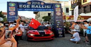 Ege Rallisinin Startı Seyirciye Görsel Şölen Yaşattı