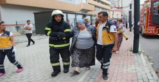 Yangın Sonrası Ev Sakinleri Gözyaşı Döktü