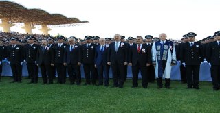 Bakan Soyludan Mezun Olan Polislere Vicdan Ve Kanun Uyarısı