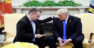 Trump, Rahip Brunson İle Görüştü