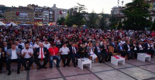 Asker, Polis Ve Vatandaş El Ele Türk Bayrağını Taşıdı