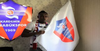 Karabükspor, Justin Junior Mengoloyu Transfer Etti