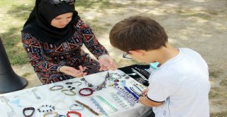 Beğendiği Kolyeyi Alamadı, Tasarımcı Oldu