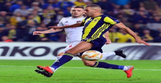 Uefa Avrupa Ligi: Fenerbahçe: 2 - Spartak Trnava: 0 (Maç Sonucu)