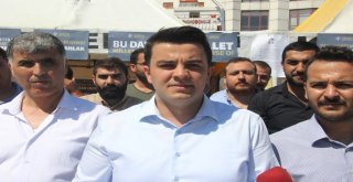 Ak Partililerden Adnan Menderesin İdam Edilmesine Tepki