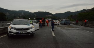 Kazanın Yaşandığı Bölgede Canlarını Hiçe Sayarak Trafiği Yavaşlattılar