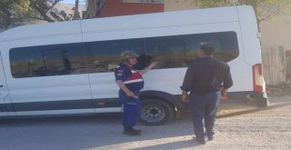 Siirt Jandarma Trafik Ekipleri Okul Servislerini Denetledi