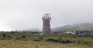 Denize 40 Kilometre Uzaklıkta Deniz Feneri