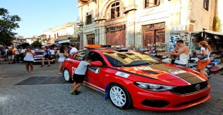 Ege Rallisinin Startı Seyirciye Görsel Şölen Yaşattı