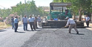 Gölbaşı Hastane Caddesi Asfaltlanıyor