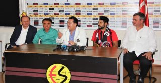 Eskişehirspor, Hakan Aslantaş İle Sözleşme İmzaladı