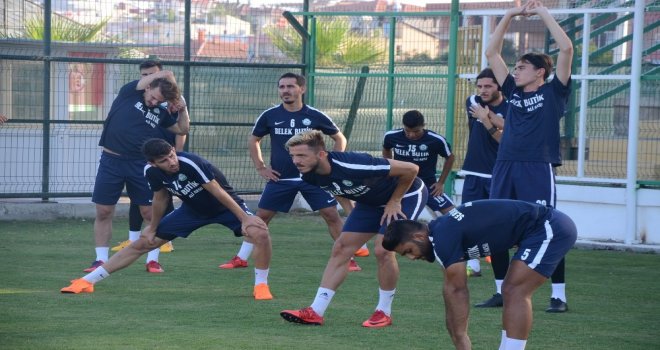 Serik Belediyespor Kartepede Kampa Girdi