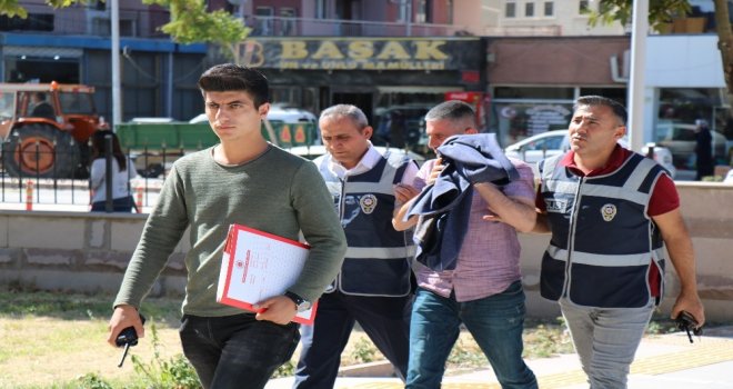 Kırşehir Polisinden Eş Zamanlı Dolandırıcılık Operasyonu: 2 Gözaltı