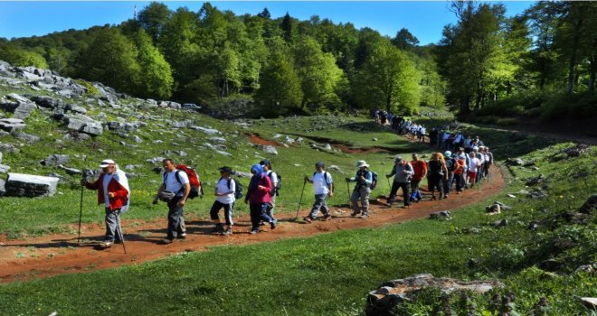 Kocaelinin Doğayla İç İçe Olan Başiskele İlçesi Turist Akınına Uğruyor