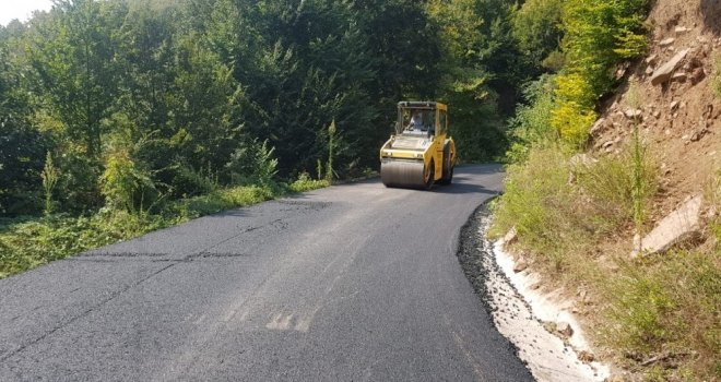 Serinlikte Yol Çalışması