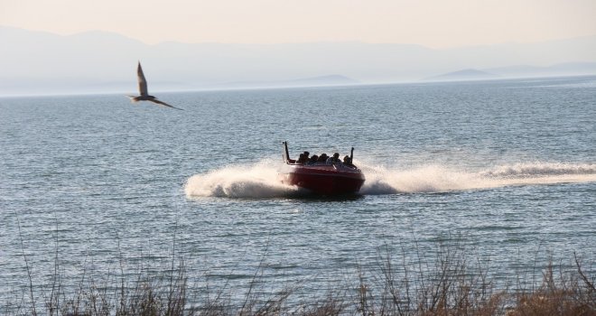 Beyşehirde Adrenalin Tutkunlarının “Jetboat” Heyecanı