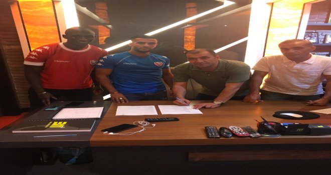 Karabüksporda Transferler Peş Peşe Geliyor