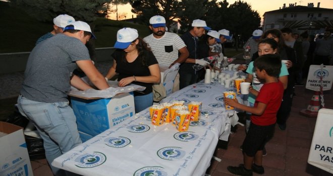 Yenikent Mahallesinde “Sokak Sineması” Etkinliği